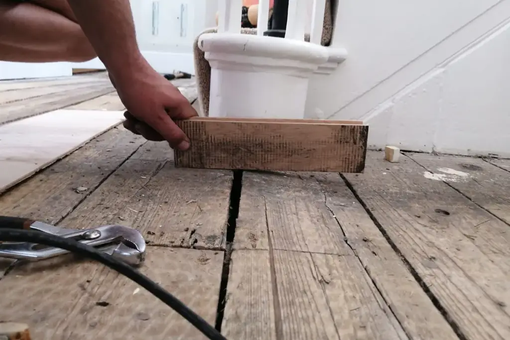 Grīdu Izlīdzināšana