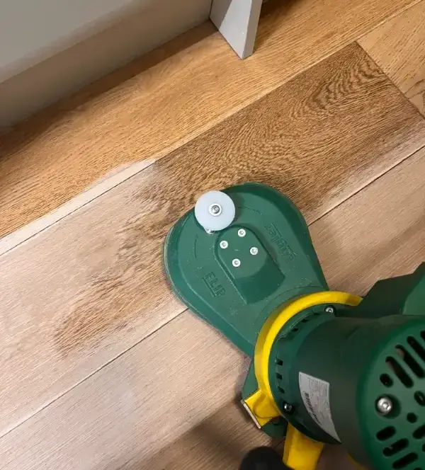 Koka grīdas slīpēšana